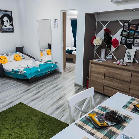 Comfortable Apartment University Square Bucureşti Ngoại thất bức ảnh